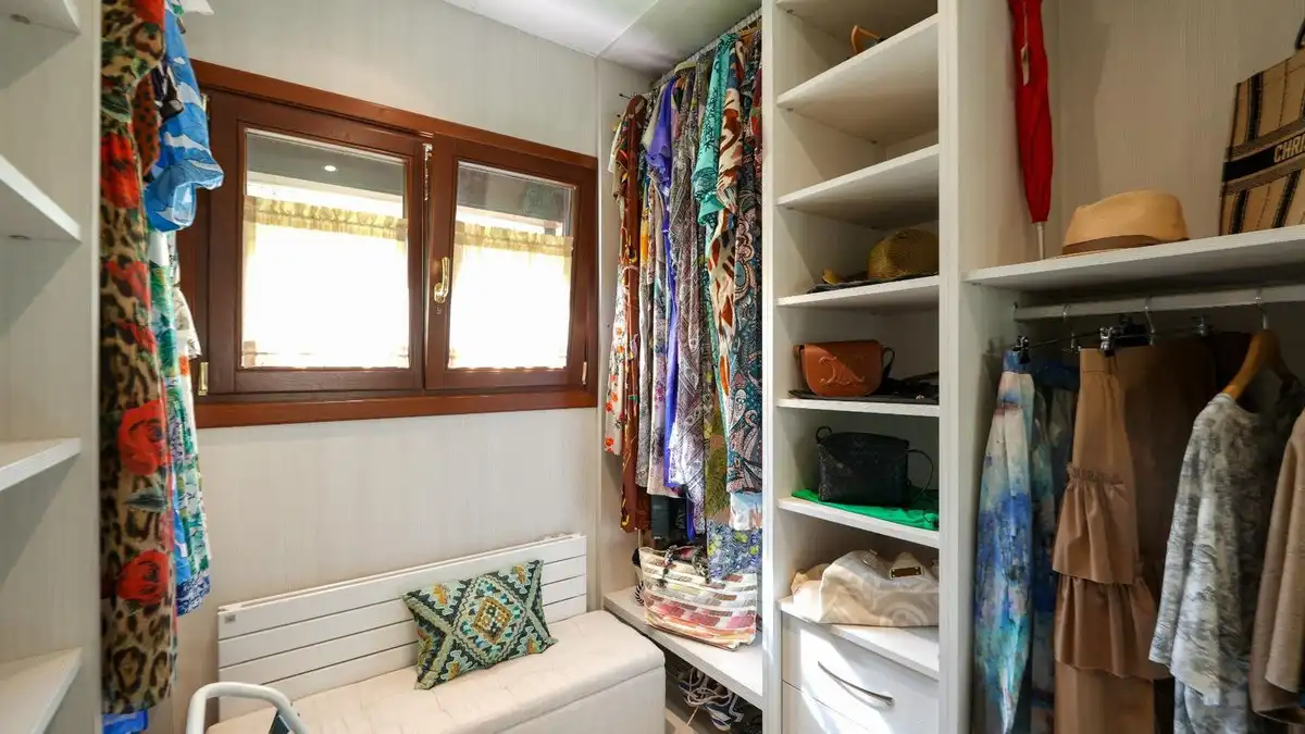 Habitación de Ático en venta en Marbella con Terraza, Trastero y Amueblado