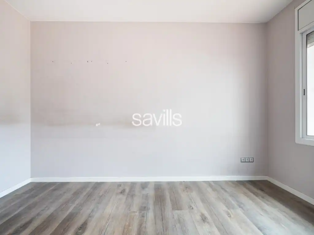 Habitación de Apartamento en venta en Barcelona con Aire acondicionado, Horno y Balcón
