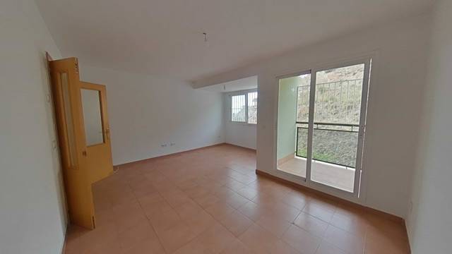 Piso en Venta en Los Almendros - El Limonero - El Tomillar