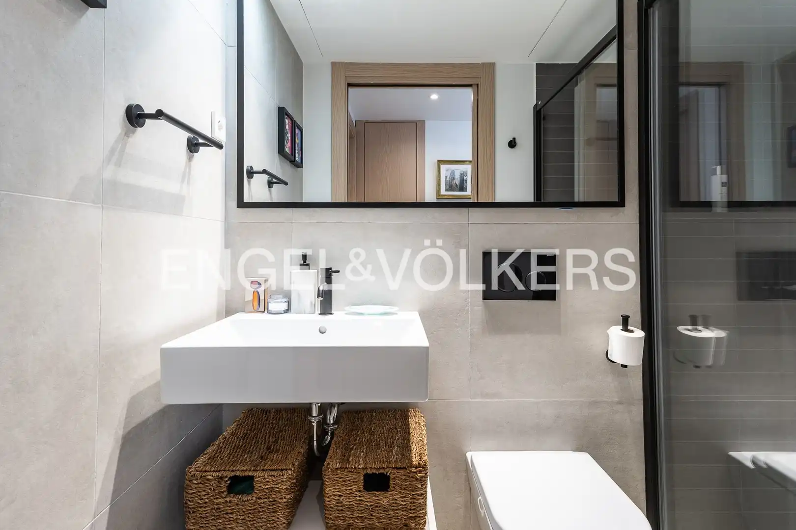 Baño de Piso en venta en Sant Cugat del Vallès con Aire acondicionado, Calefacción y Jardín privado