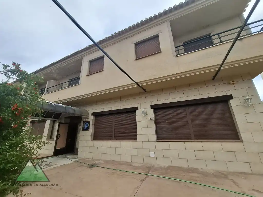 Local commercial à vendre à Plaza Ermita (Rf)