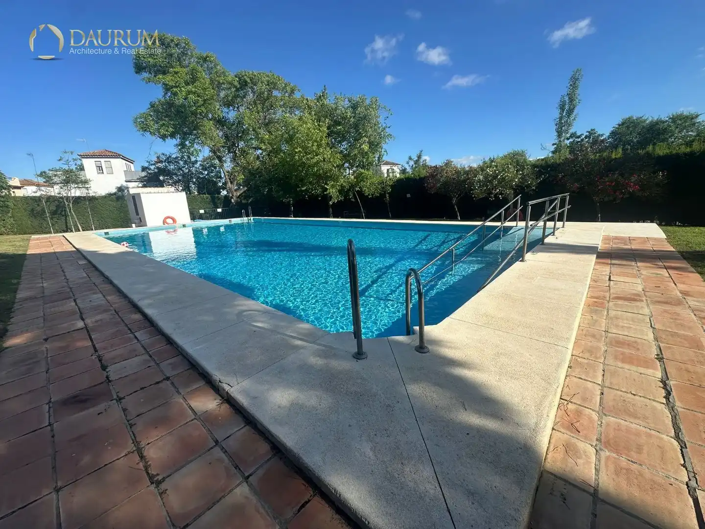 Piscina de Casa o chalet en venta en Mairena del Aljarafe con Aire acondicionado, Calefacción y Terraza