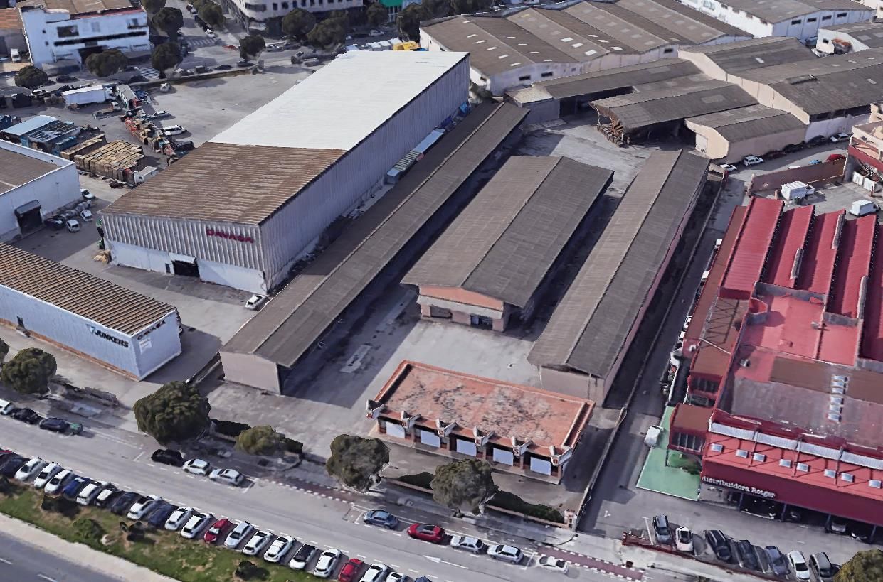 Vista exterior de Terreny industrial en venda en  Palma de Mallorca