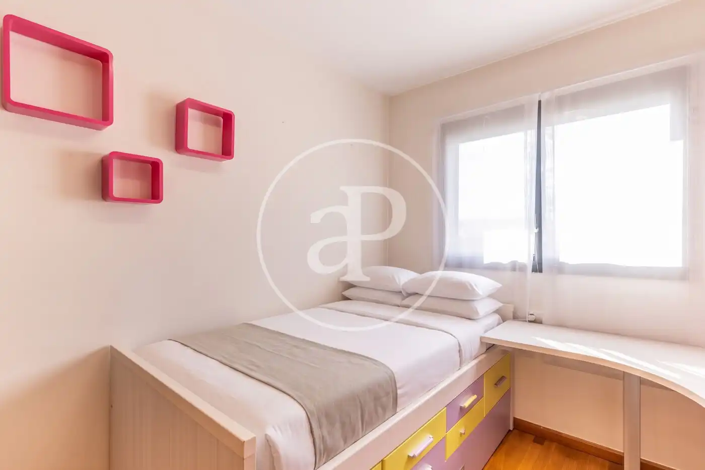 Schlafzimmer von Wohnung zum Verkauf in Valencia mit Klimaanlage, Heizung und Terrasse