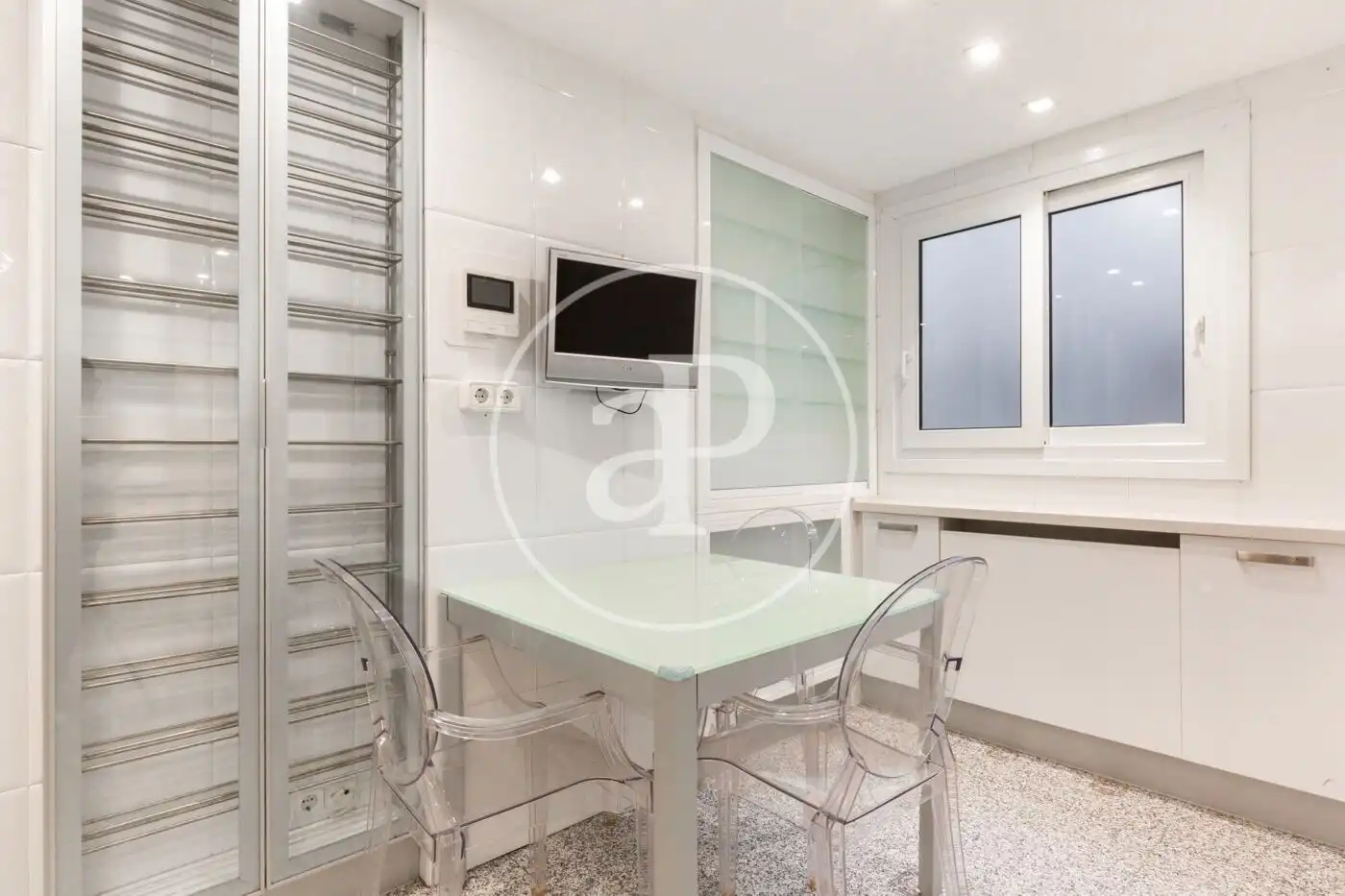 Kitchen of Flat for rent in Valencia  with Air Conditioner, Heating and Storage room