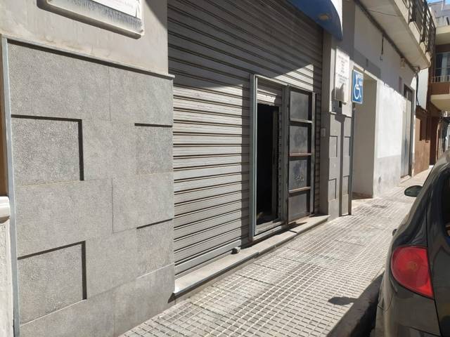 Local comercial en Venta en Carrer Jacint Benavent en Germaníes - Juzgados