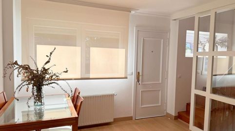 Foto 3 de Casa adosada en venta en Fernandez Vallejo, Tanos, Torrelavega