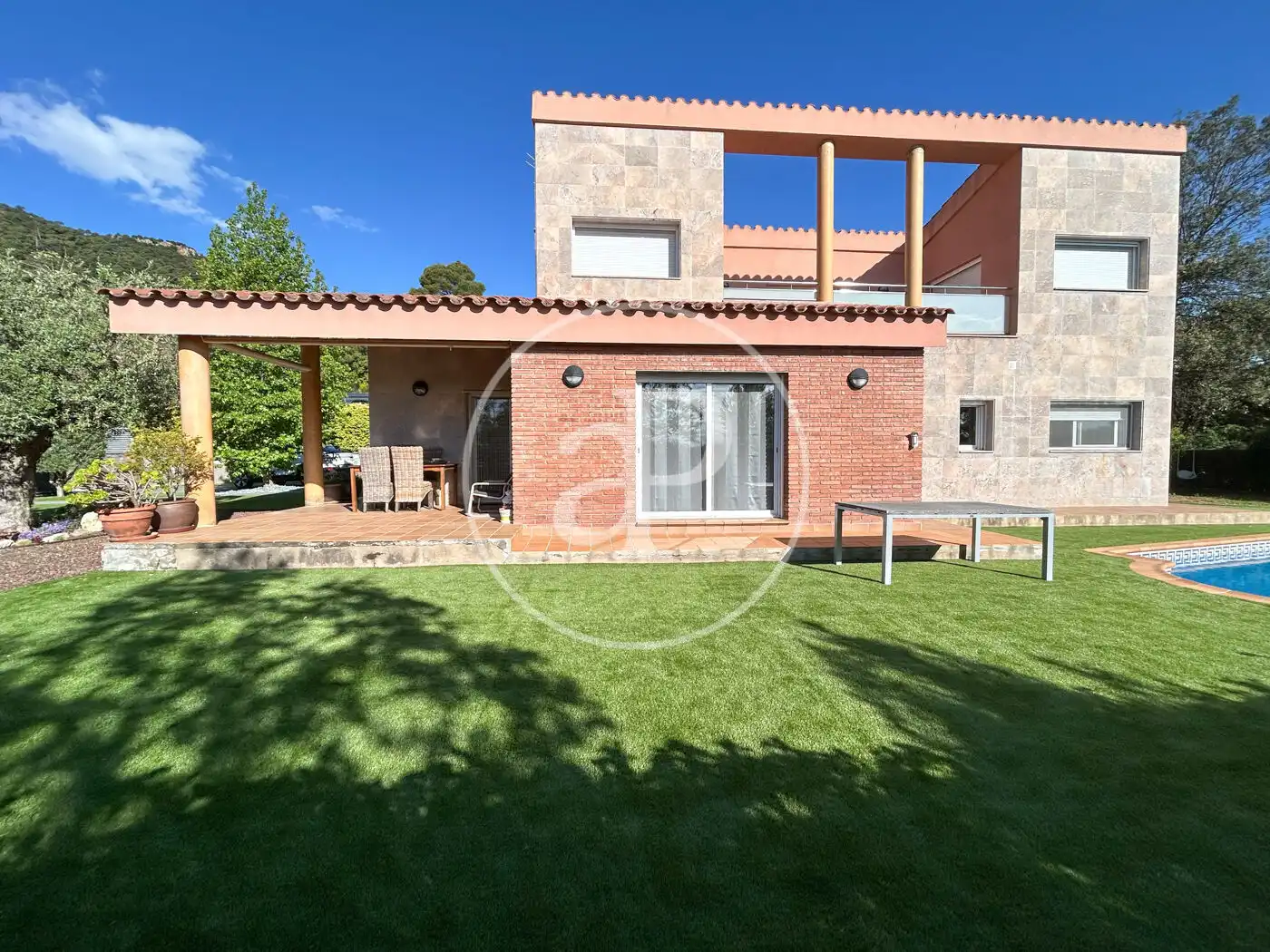 Casa con terraza en venta en Carrer de la Roureda, imagen 7