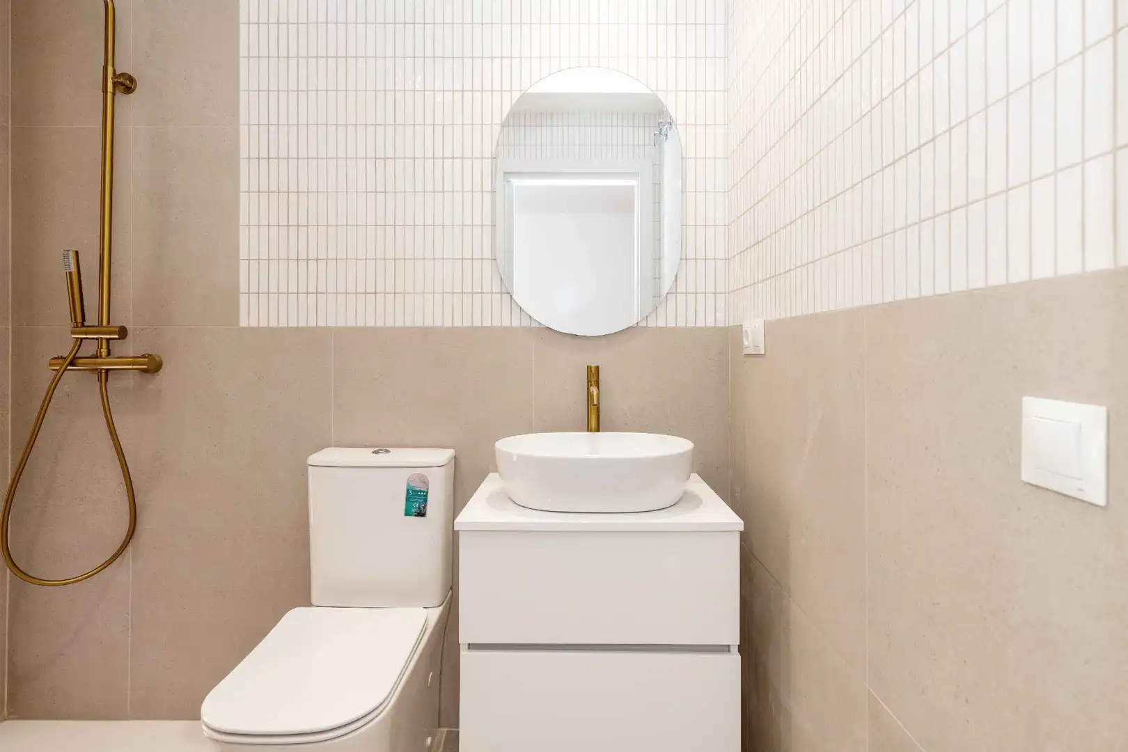 Bany de Apartament en venda en Málaga amb Aire condicionat, Calefacció i Internet