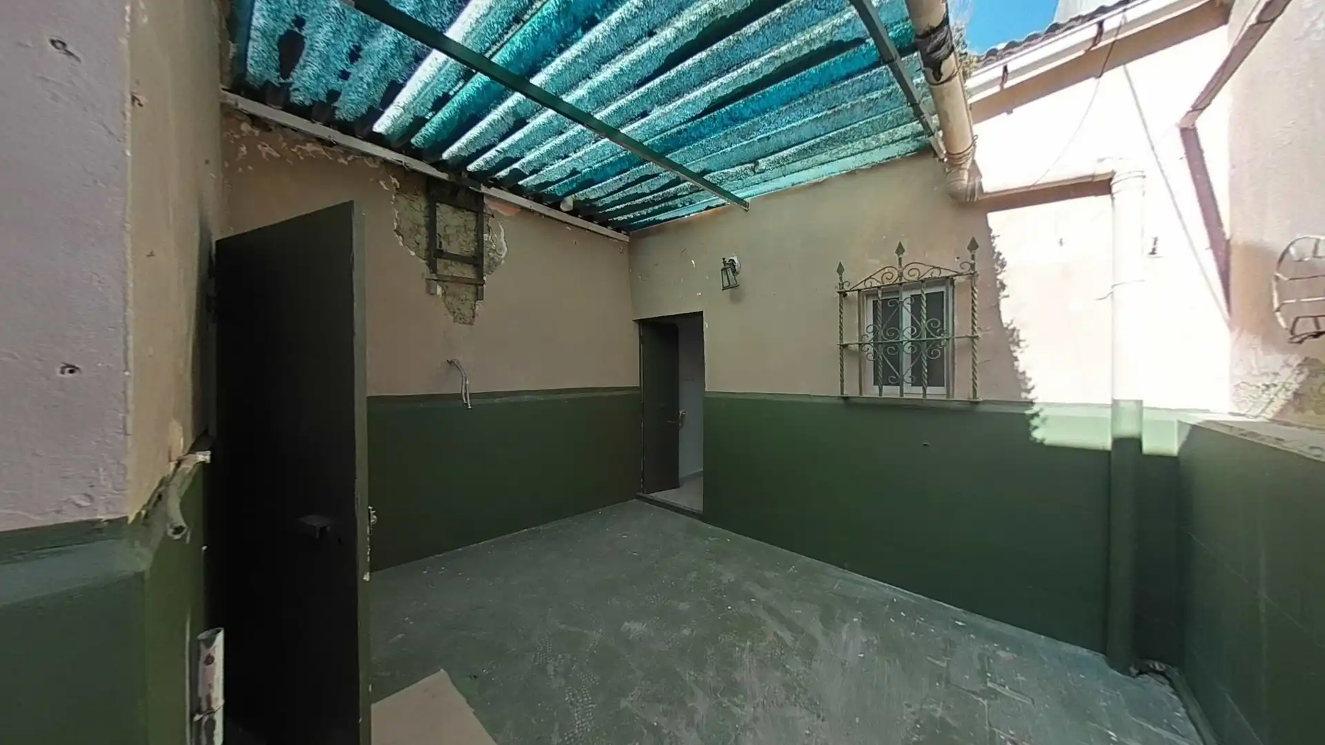 Casa o xalet en venda en Lora del Río amb Balcó