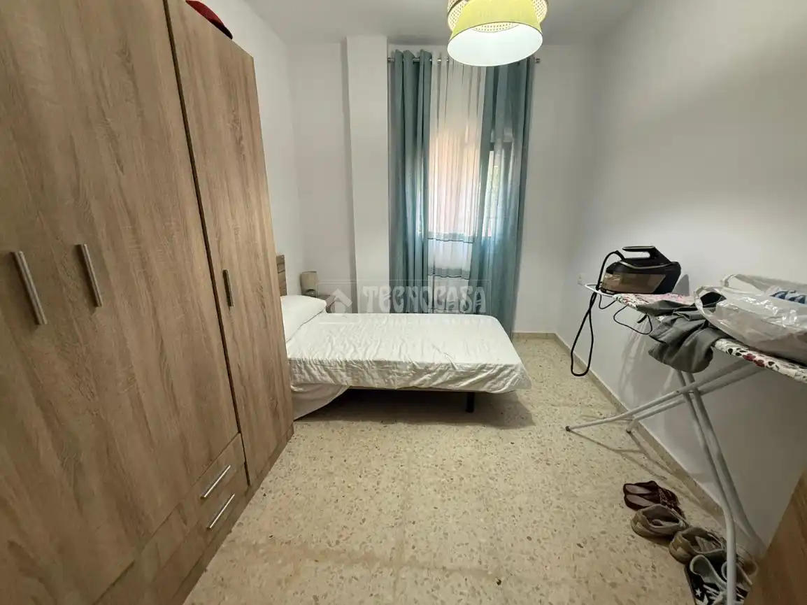 Schlafzimmer von Wohnung zum Verkauf in Alcolea del Río mit Klimaanlage