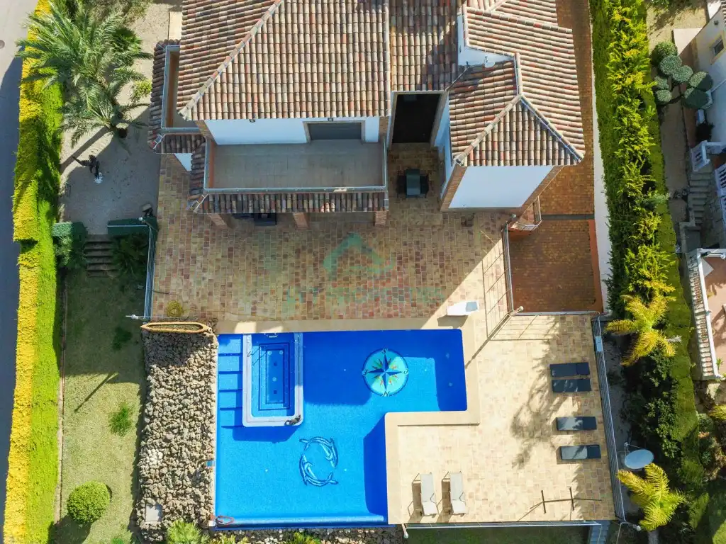 Casa o xalet en venda a Partides comunes - Adsubia