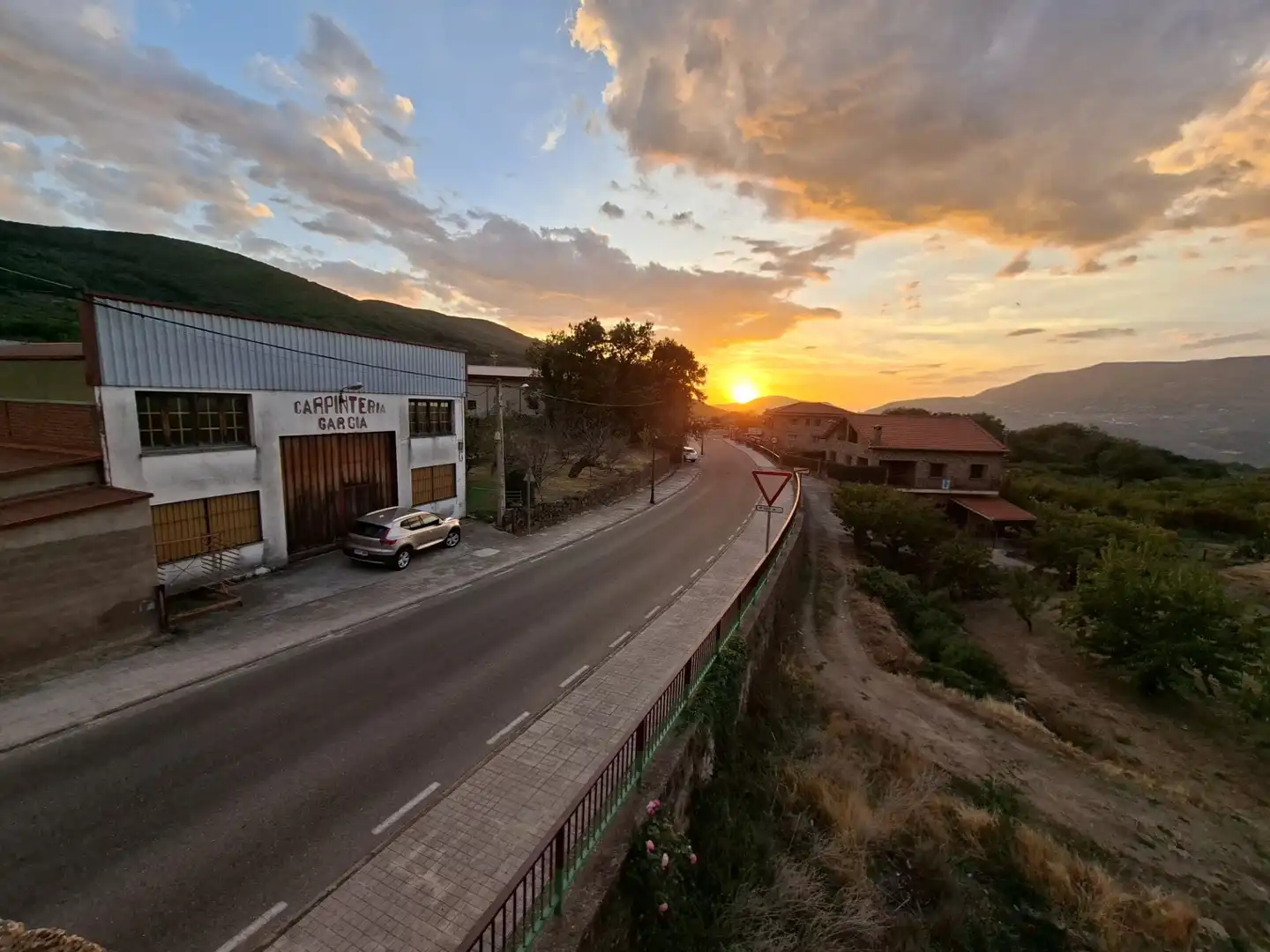 Vista exterior de Casa o xalet en venda en Cabrero