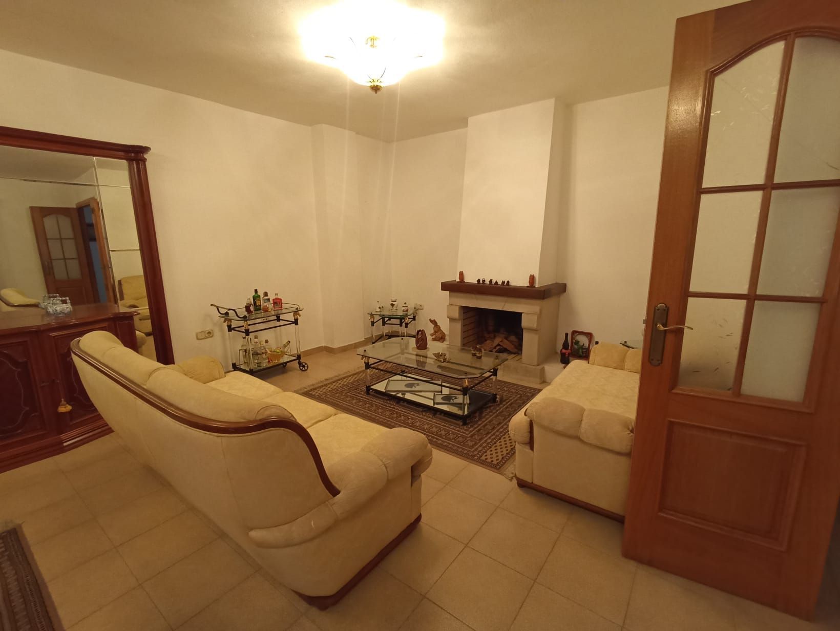 Sala d'estar de Casa o xalet en venda en La Línea de la Concepción amb Terrassa i Moblat