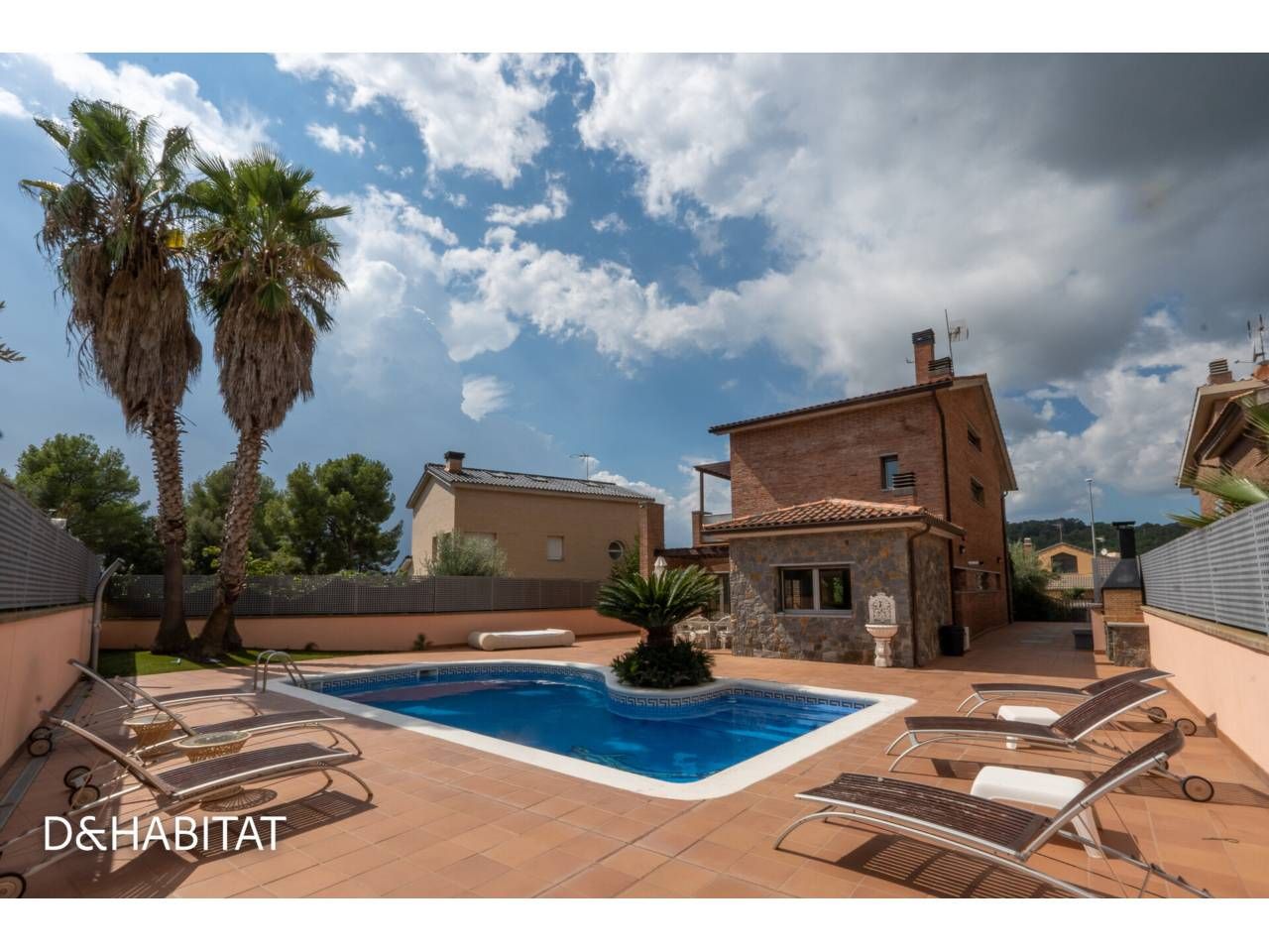 Exterior view of House or chalet for sale in Viladecavalls  with Air Conditioner, Heating and Private garden