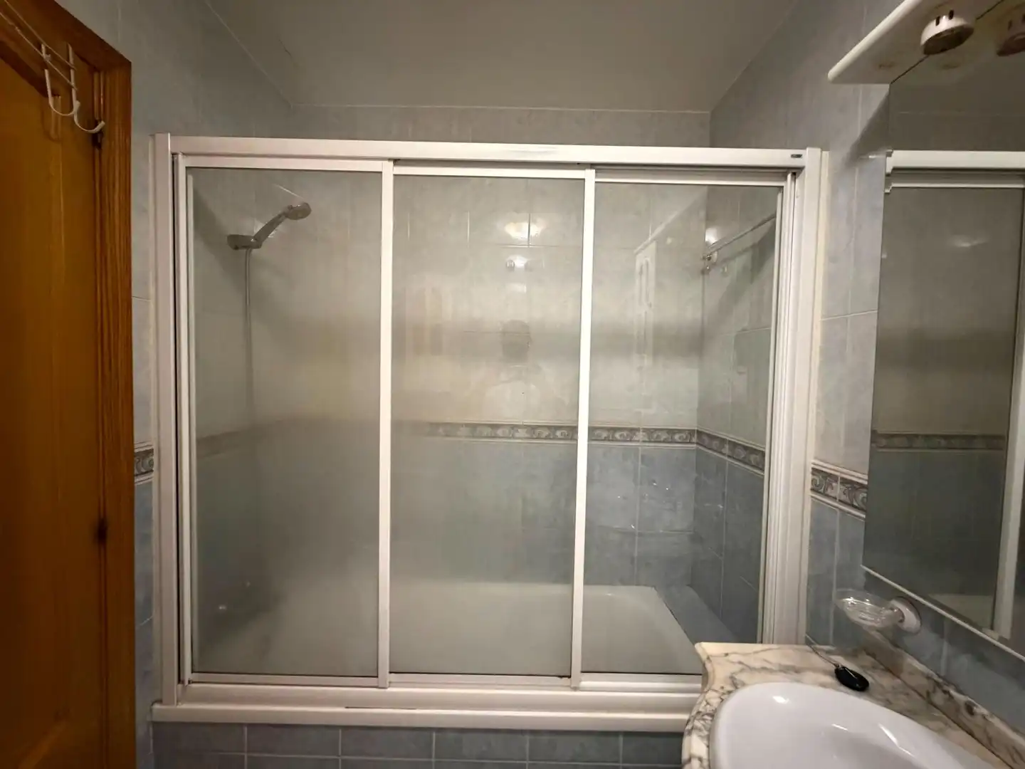 Baño de Piso en venta en Campo Real con Calefacción y Terraza