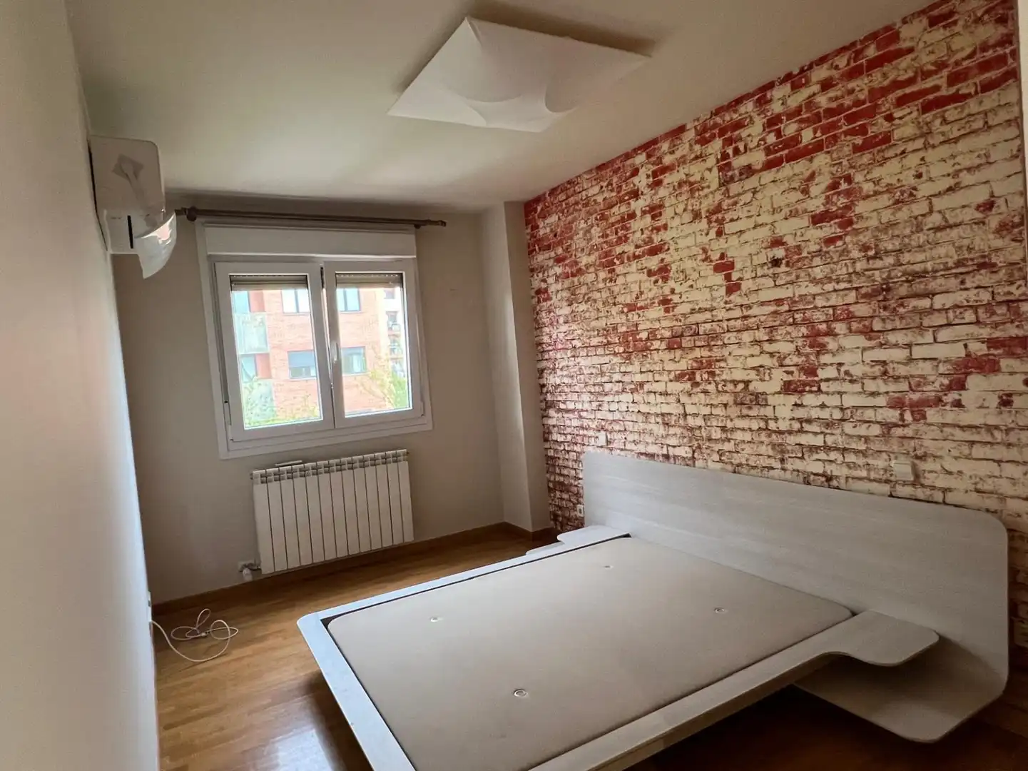Bedroom of Flat for sale in  Logroño  with Air Conditioner, Heating and Terrace