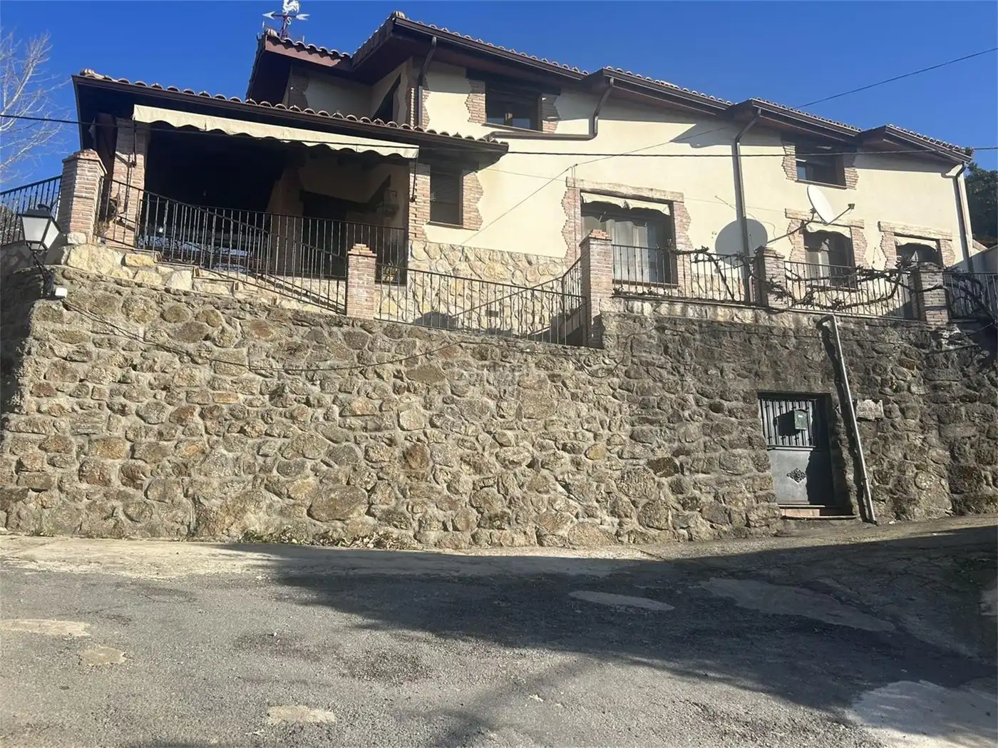 Haus zum Verkauf in Calle Fuente Arriba 33