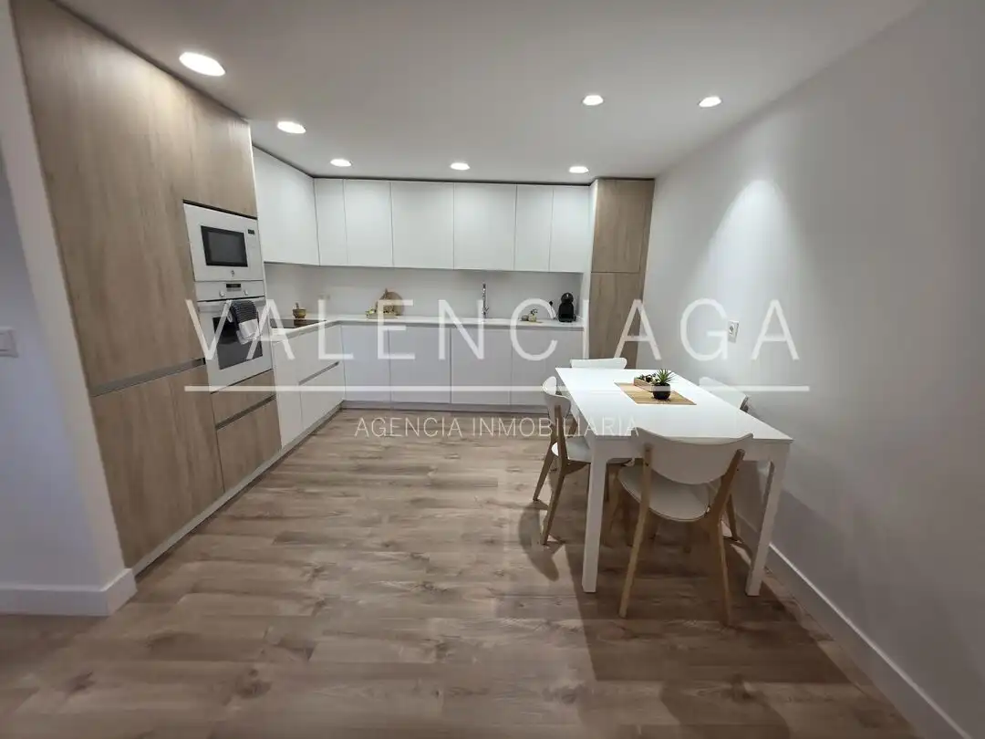 Cocina de Piso en venta en Lazkao con Calefacción y Amueblado
