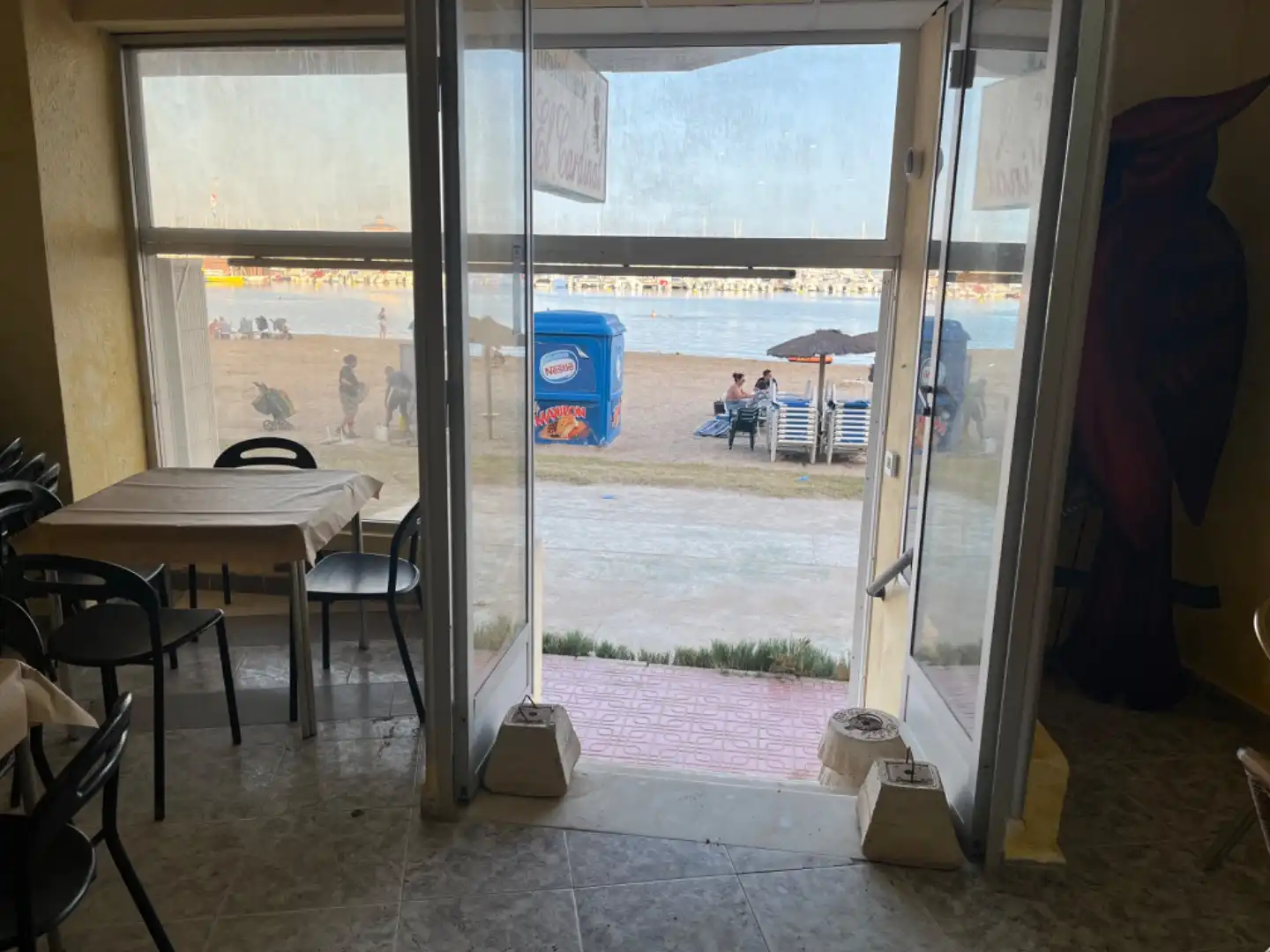 Geschaftsraum zur Miete in Torrevieja mit Klimaanlage und Terrasse
