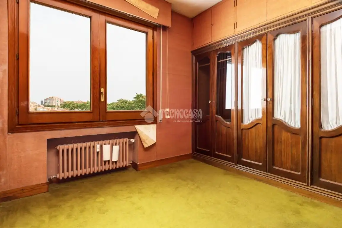 Habitación de Piso en venta en Zaragoza con Calefacción, Terraza y Balcón