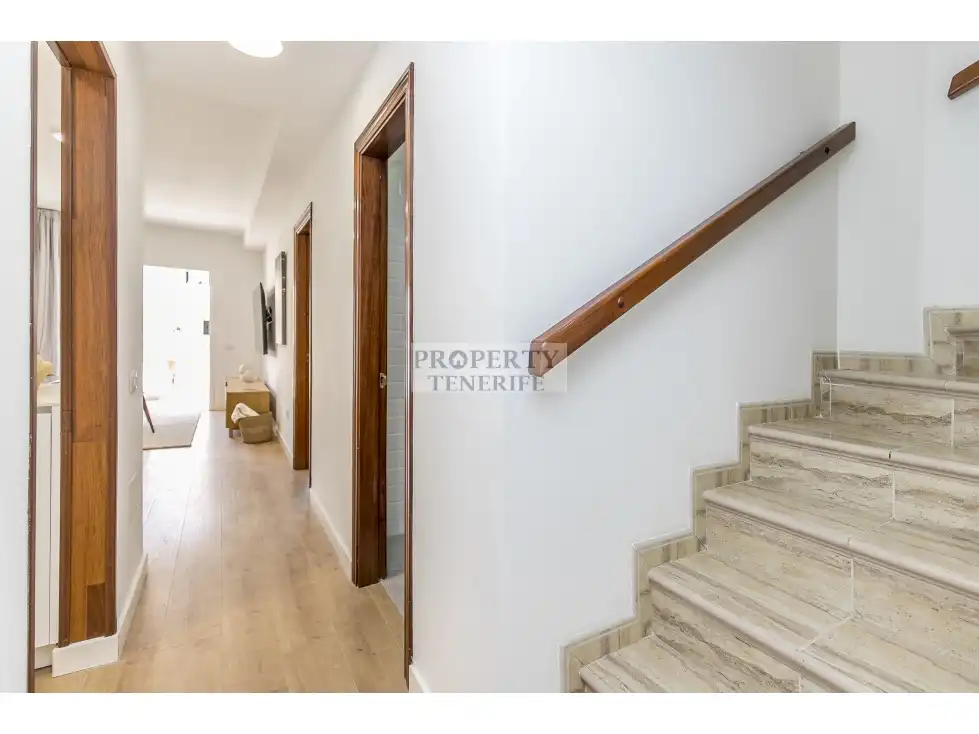 Piso en venta en Arona con Terraza y Piscina