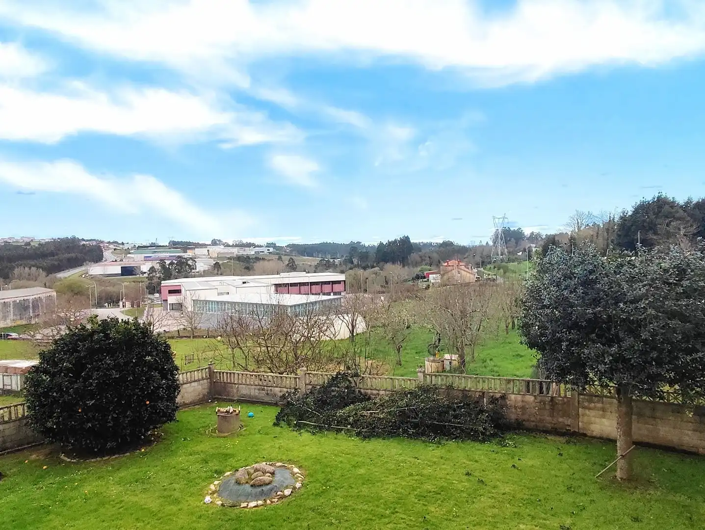 Casa o xalet en venda en Carral amb Jardí privat, Terrassa i Moblat