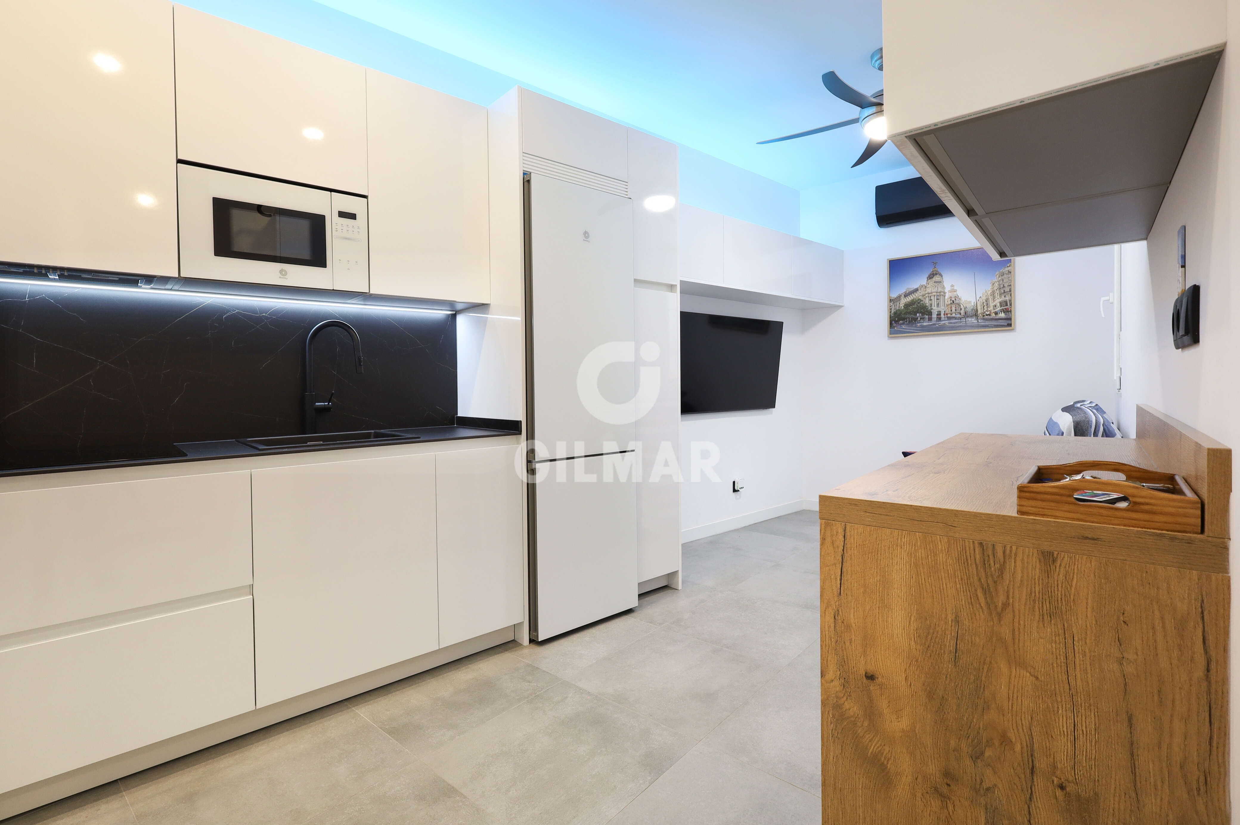 Cocina de Piso en venta en  Madrid Capital con Calefacción y Amueblado