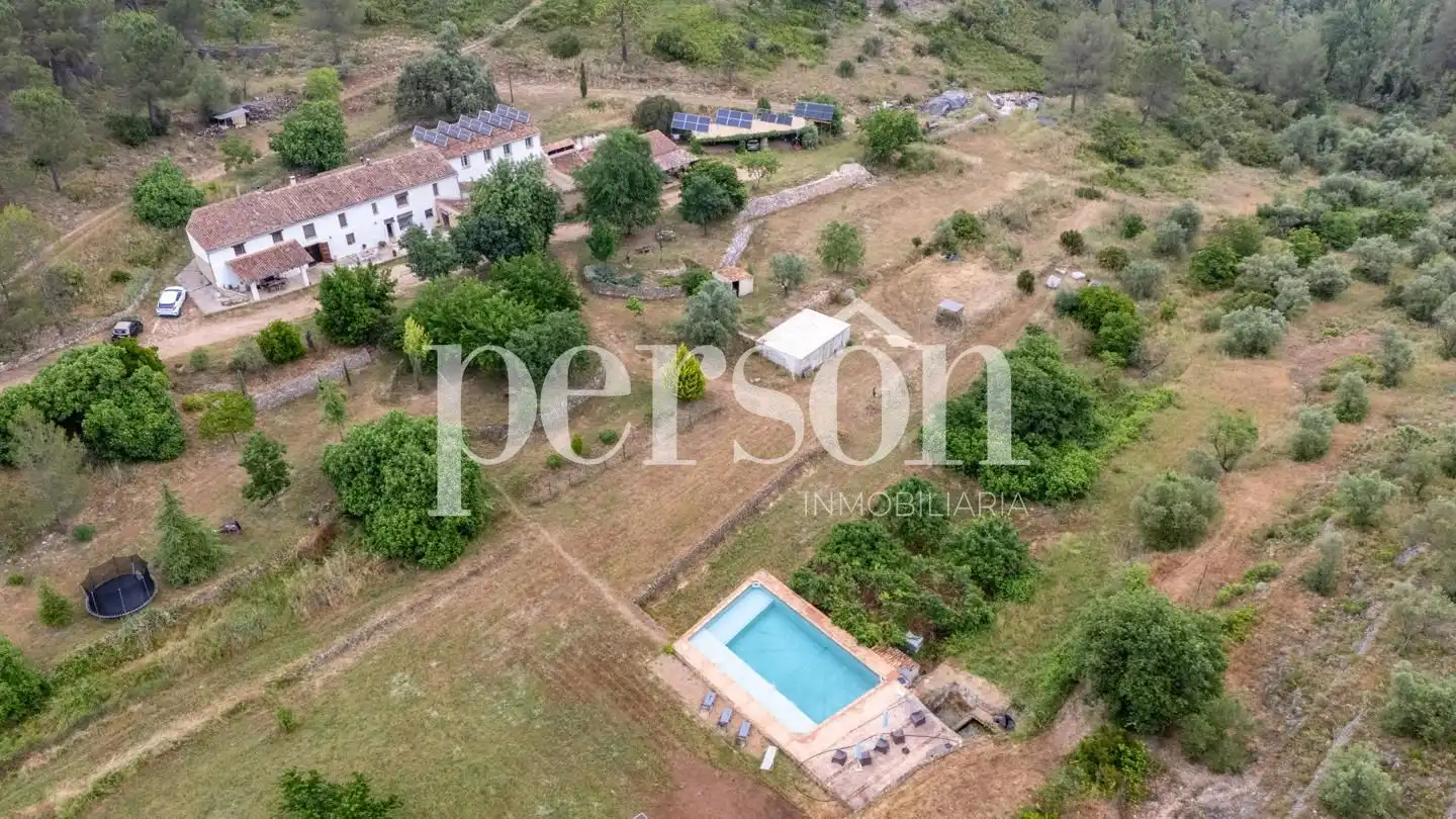 Detached house with pool for sale in Chella, imagen 6