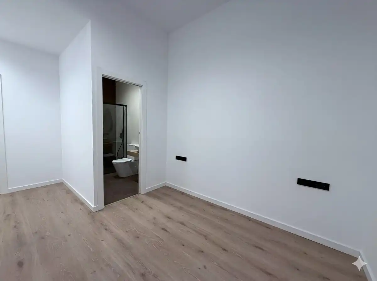 Planta baixa en venda en Barcelona amb Aire condicionat, Calefacció i Jardí privat