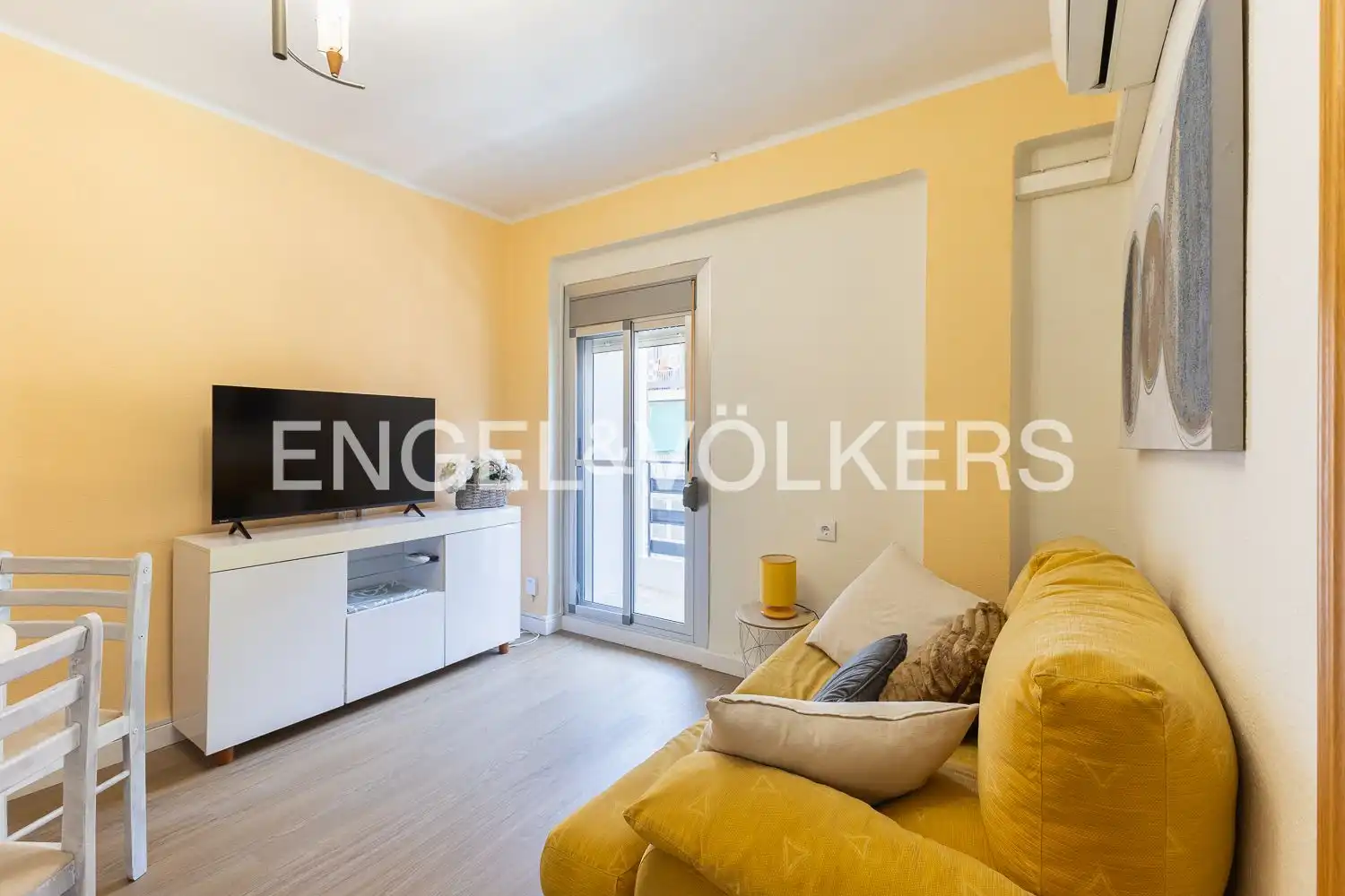 Sala de estar de Piso de alquiler en Valencia con Aire acondicionado, Calefacción y Terraza