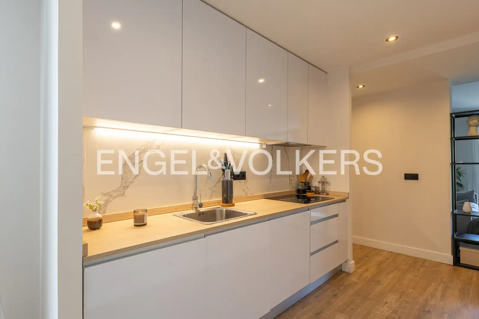 Kitchen of Flat for rent in Madrid  with Air Conditioner, Heating and Terrace