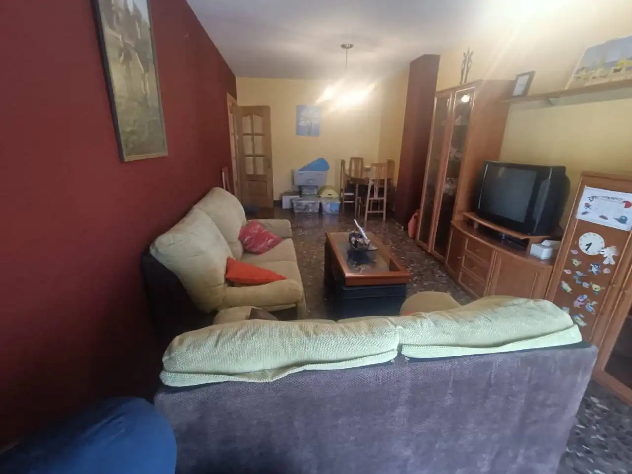 Sala d'estar de Casa o xalet en venda en Villanueva Mesía amb Jardí privat, Terrassa i Moblat