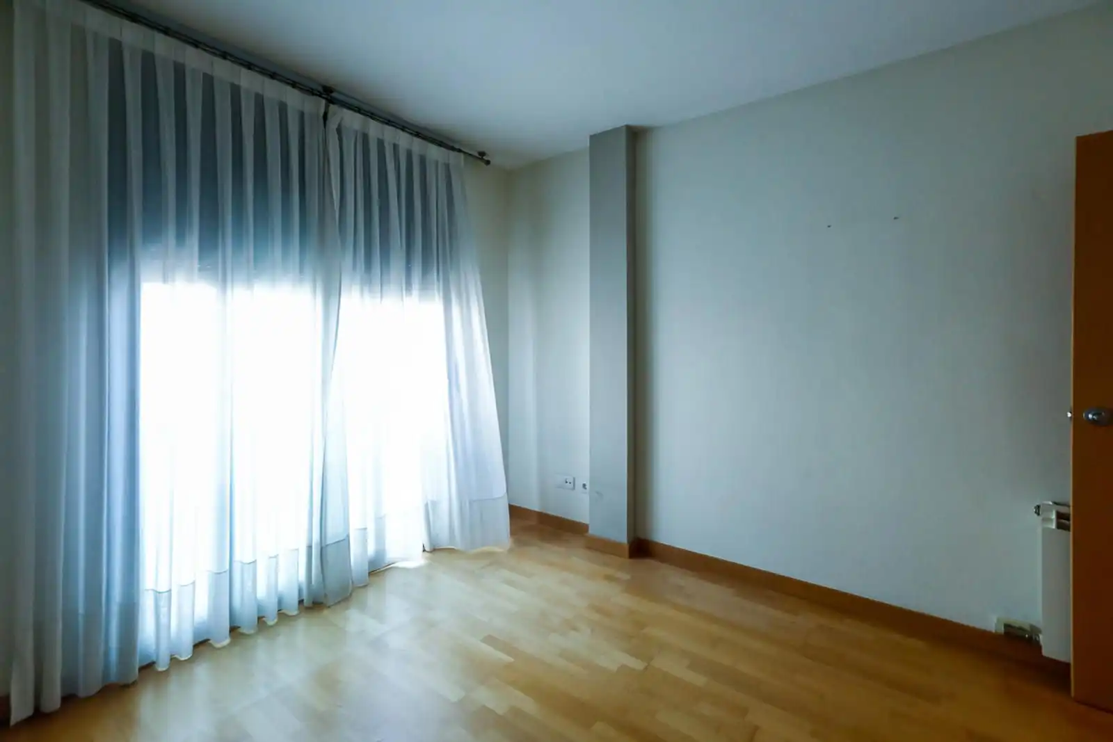 Schlafzimmer von Maisonette zum Verkauf in Sabadell mit Klimaanlage, Heizung und Parkett