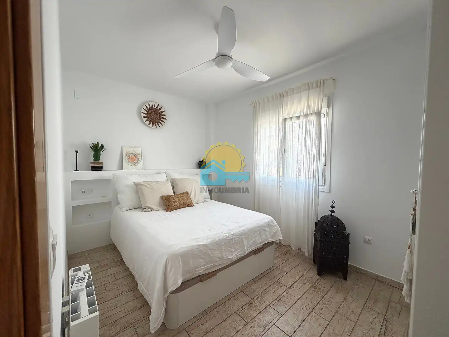 Schlafzimmer von Wohnung zum Verkauf in Punta Umbría mit Klimaanlage, Terrasse und Abstellraum