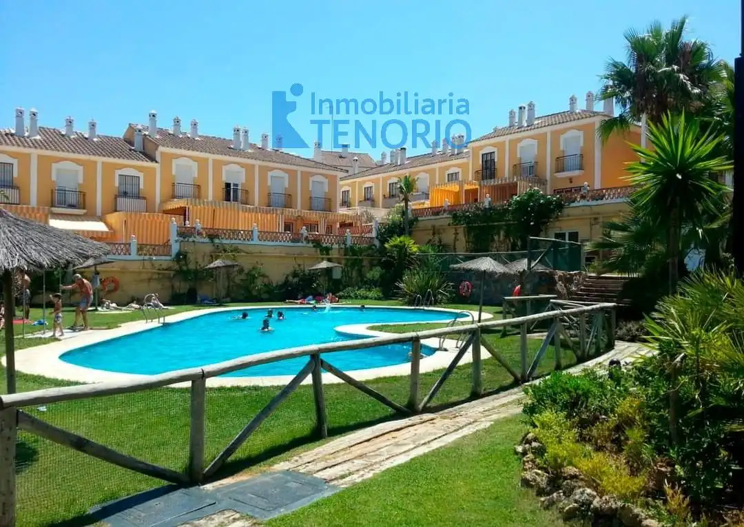 Adossat amb piscina en venda a DE LAS CUMBRES, imagen 13