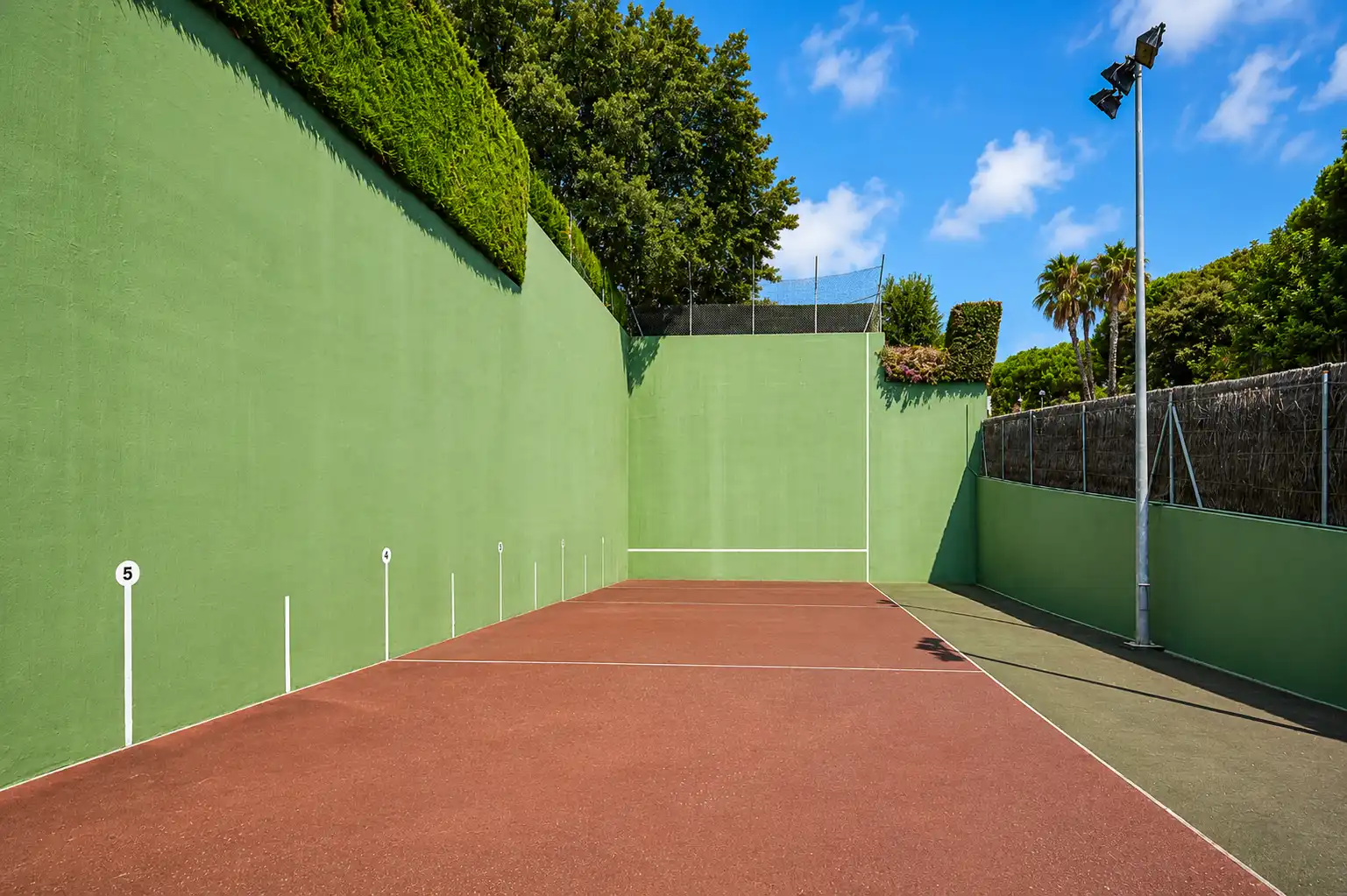 Vista exterior de Casa o chalet de alquiler en Sant Andreu de Llavaneres con Aire acondicionado, Calefacción y Jardín privado