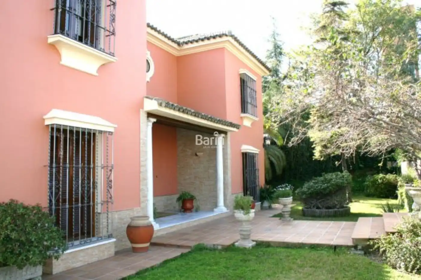 Jardí de Casa o xalet en venda en Camas amb Aire condicionat, Jardí privat i Moblat