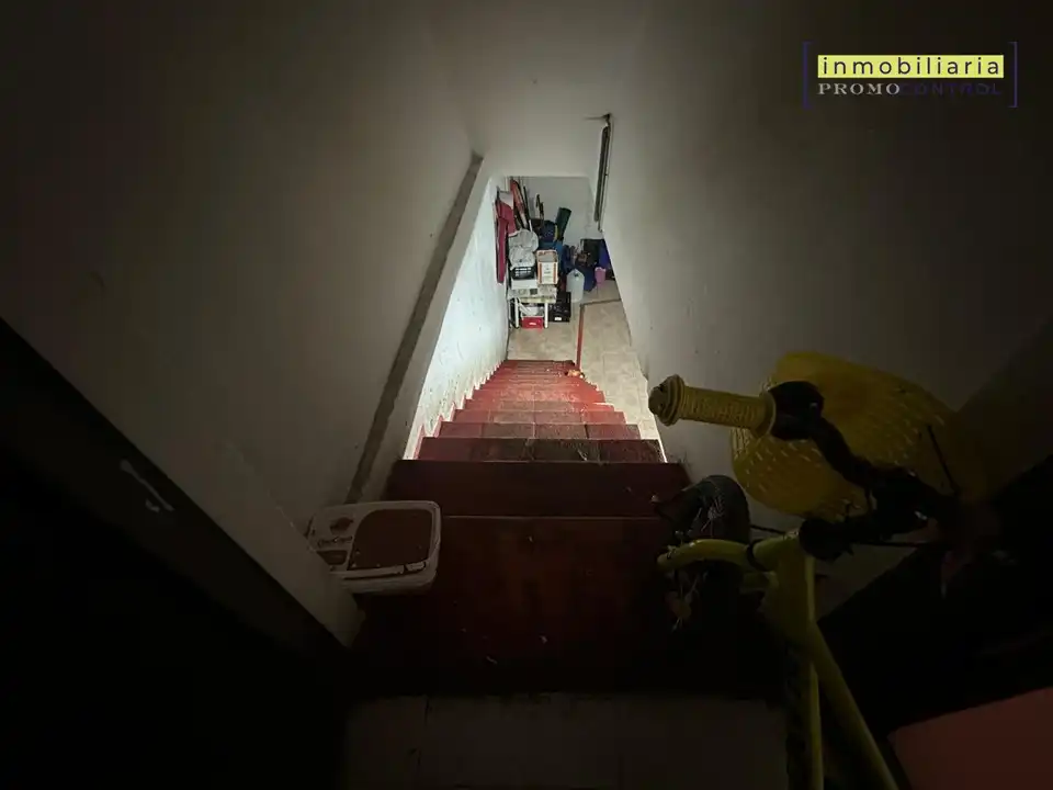 Local de lloguer en Zuera amb Aire condicionat