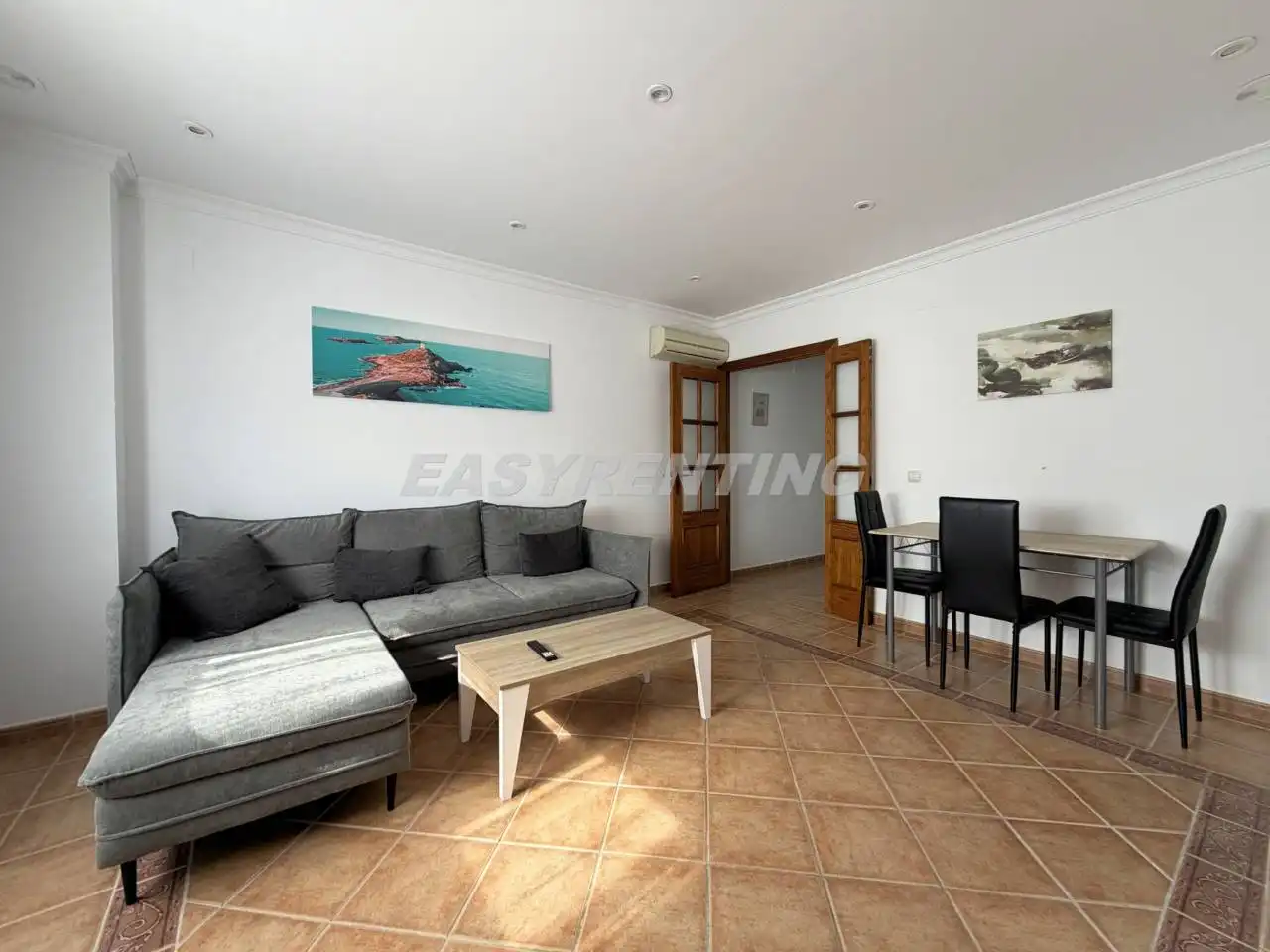 Living room of Flat for rent in La Línea de la Concepción  with Air Conditioner and Furnished
