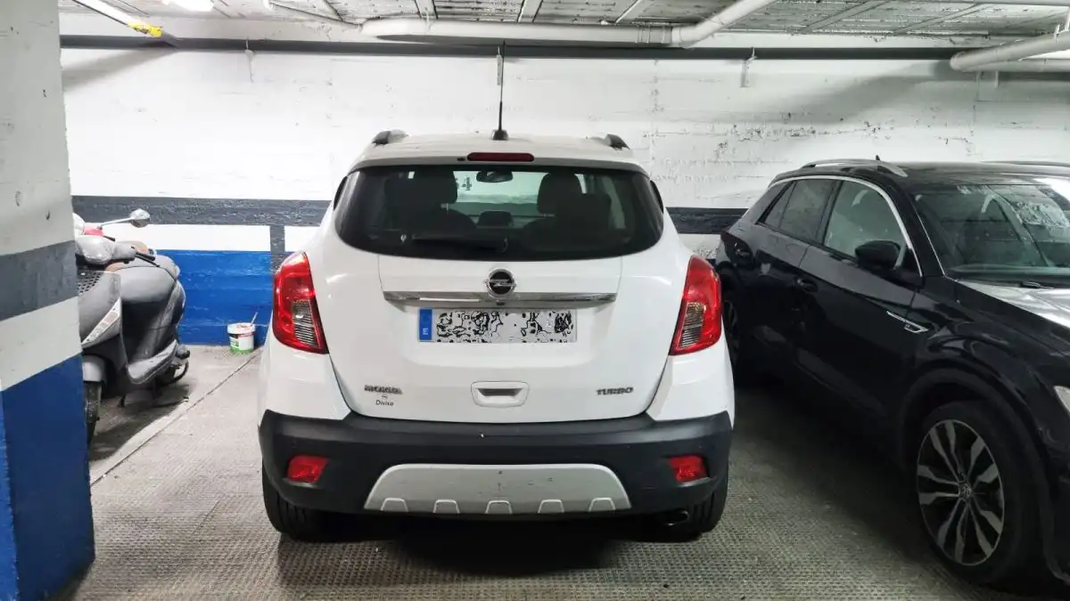 Parking of Garage for rent in Sevilla