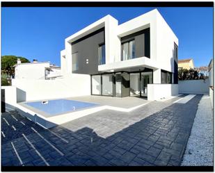 Exterior view of House or chalet for sale in Empuriabrava  with Air Conditioner, Heating and Private garden