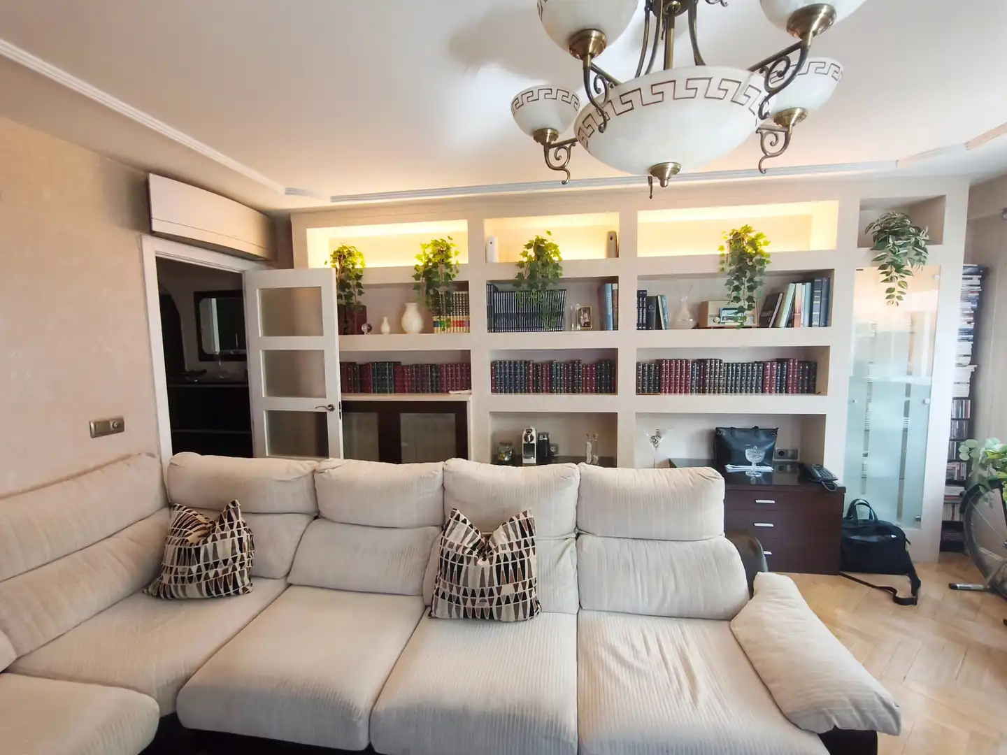 Sala de estar de Piso en venta en Móstoles con Aire acondicionado, Calefacción y Parquet