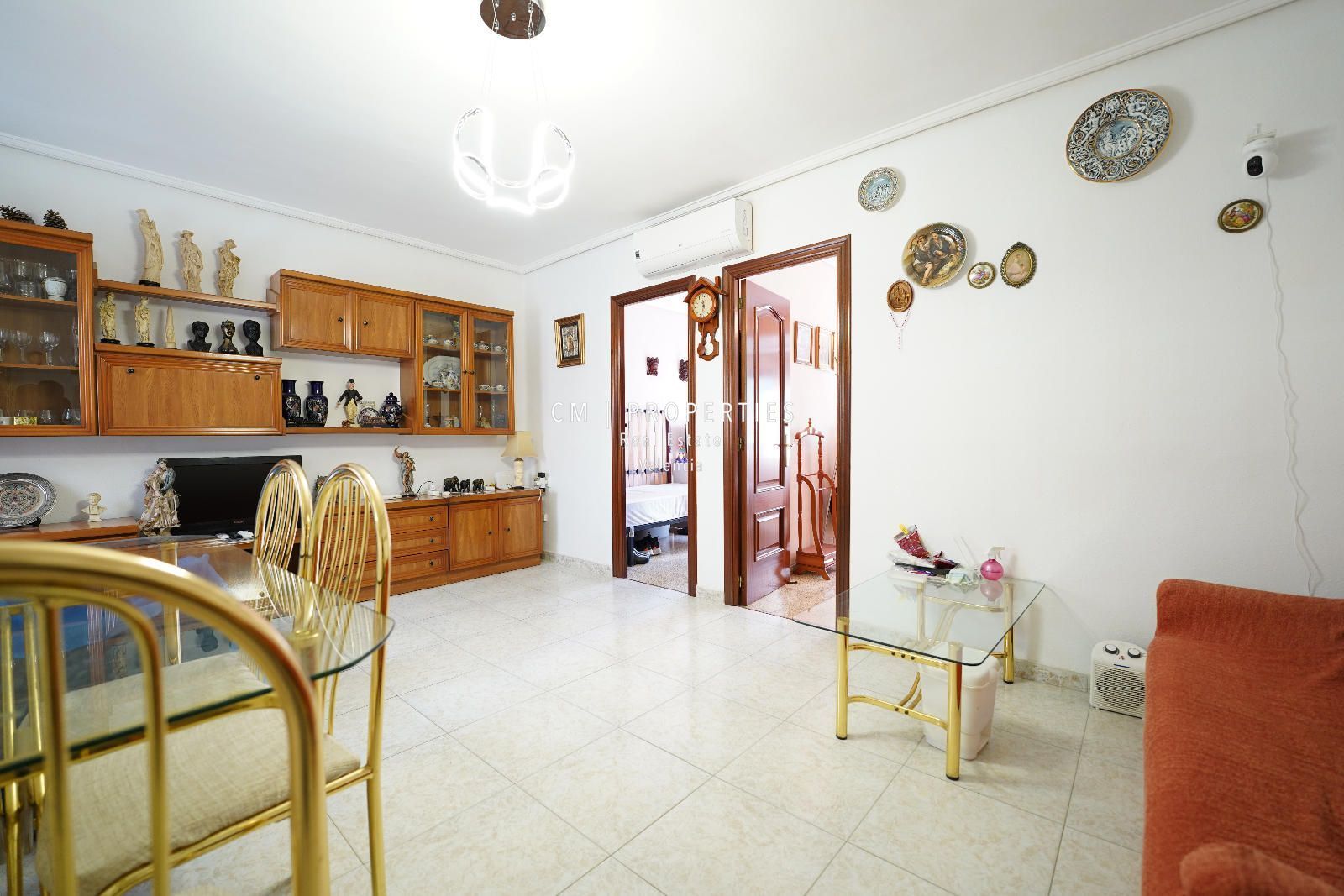 Flat for sale in  Valencia Capital  with Air Conditioner, Terrace and Storage room
