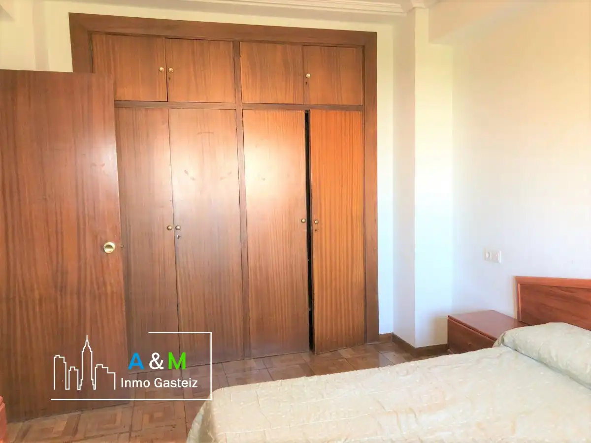 Flat for rent in JOSE ATXOTEGI, Gazalbide