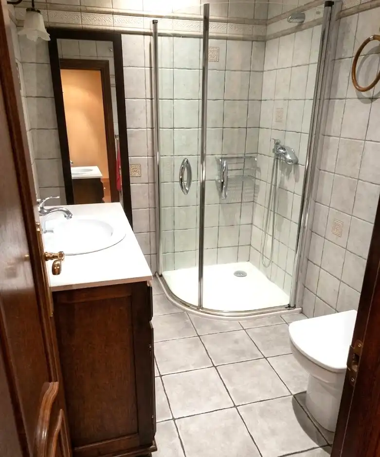 Bathroom of Flat for sale in San Andrés del Rabanedo  with Heating and Storage room