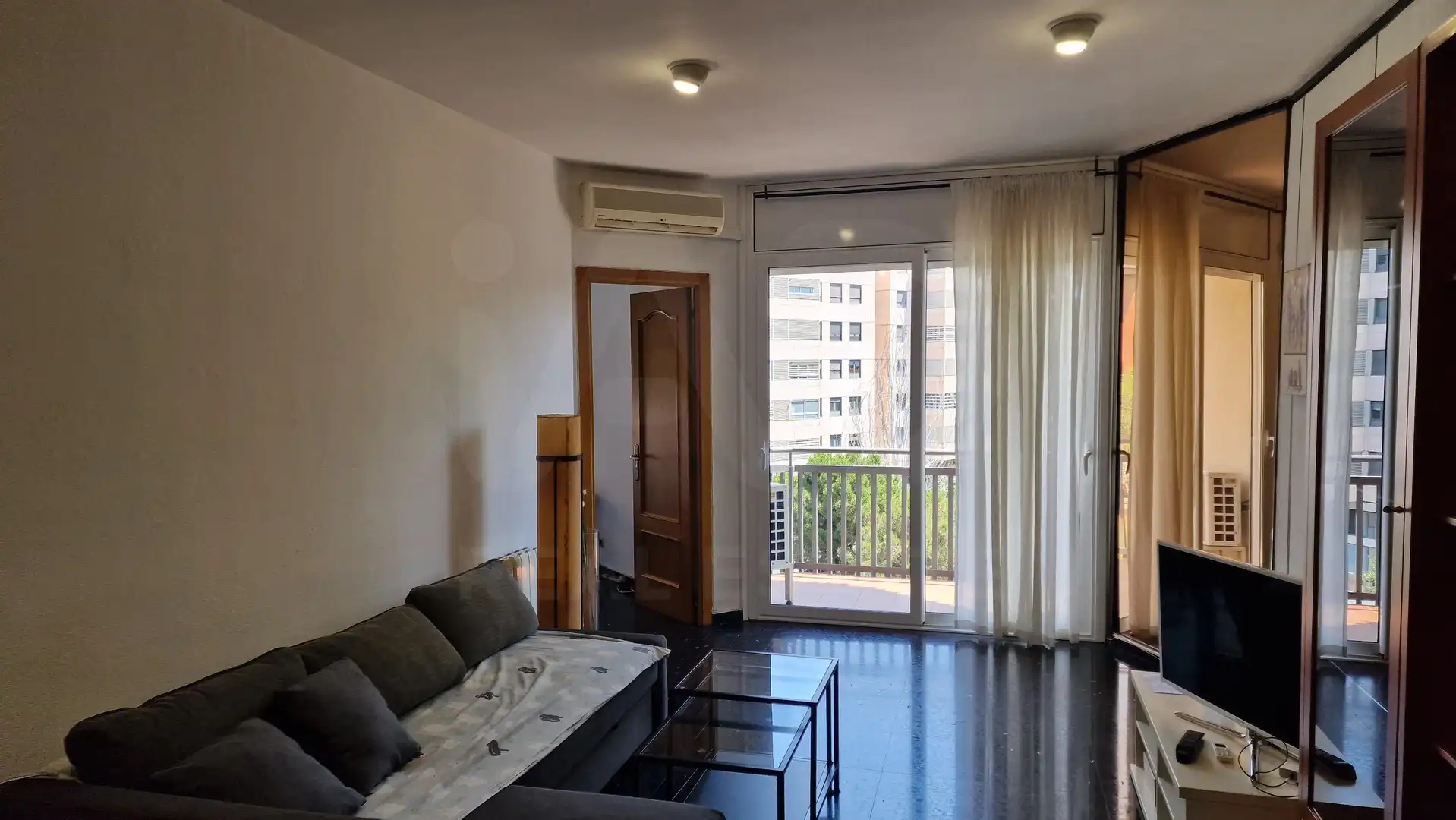 Sala d'estar de Pis de lloguer en Barcelona amb Aire condicionat, Calefacció i Terrassa