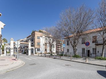 Individual con ascensor en venta en San Miguel