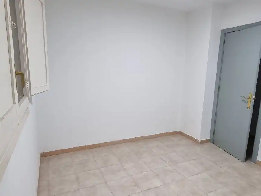 Schlafzimmer von Lagerraum zum Verkauf in Vilafranca del Penedès