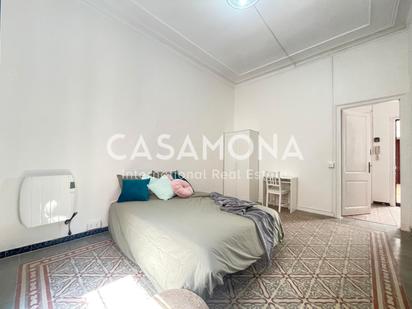 Bedroom of Apartment for sale in  Barcelona Capital  with Heating and Furnished